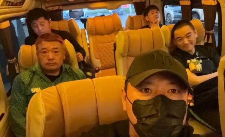  國安教練組現(xiàn)場觀賽泰超，本周和兩支當?shù)厍蜿牊嵘砗蠡貒? class=