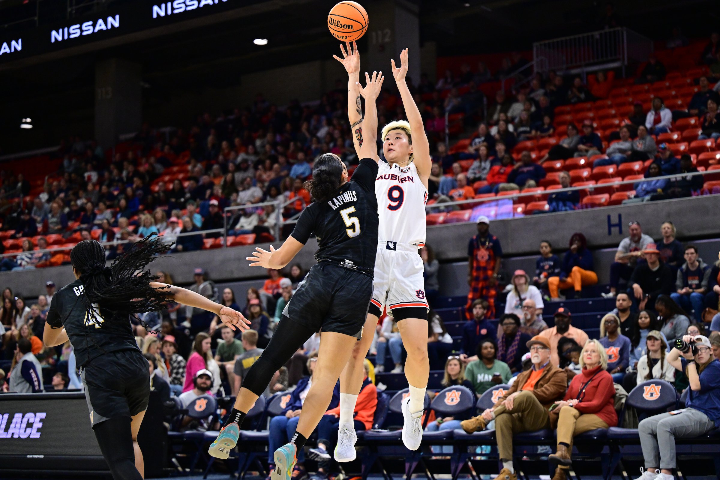  征戰(zhàn)NCAA！鄧雨婷：不太喜歡被稱為“李夢接班人” 未來想進(jìn)WNBA