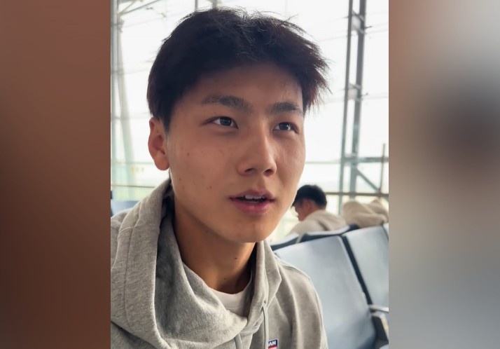  為何半場過后不久被換下？毛偉杰：兩條腿特別緊，李導(dǎo)怕我受傷