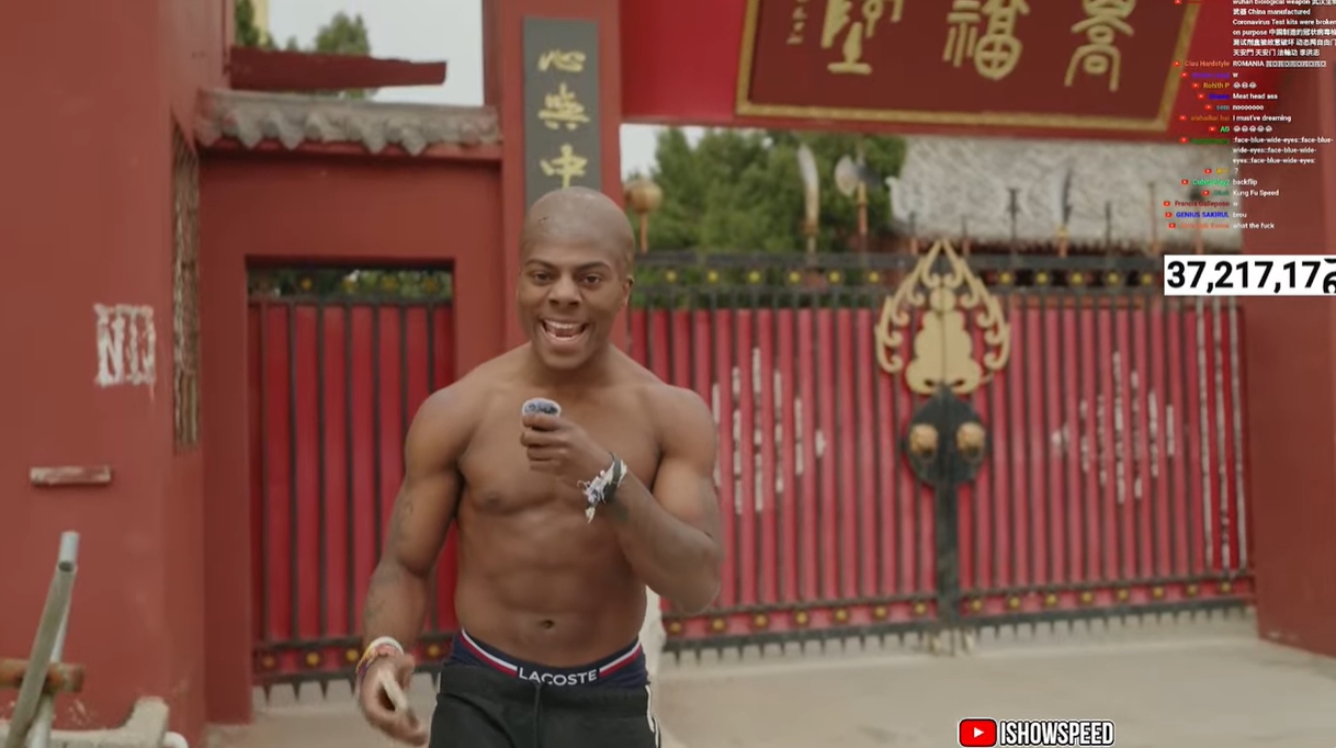  光頭造型！Speed中國行來到鄭州少林寺，上香拜佛學(xué)功夫