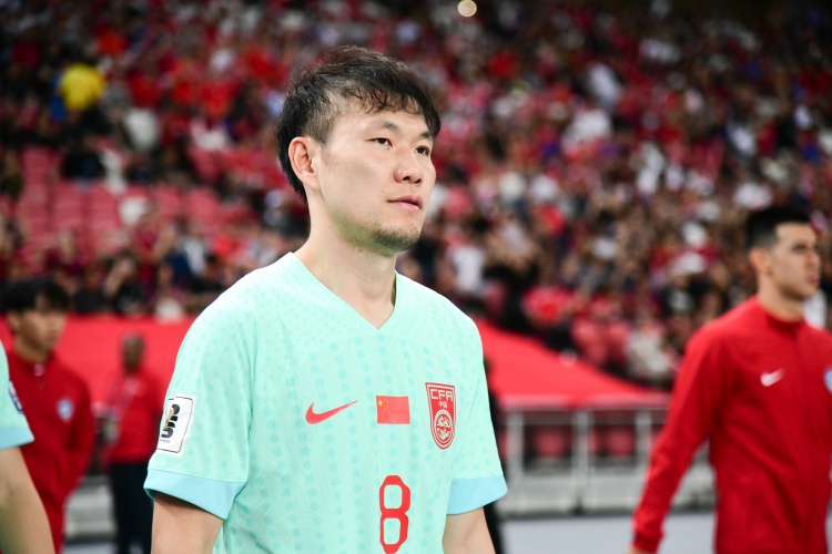  為何一度落選國(guó)足？東體：記者曾詢問過李源一，球員保持沉默